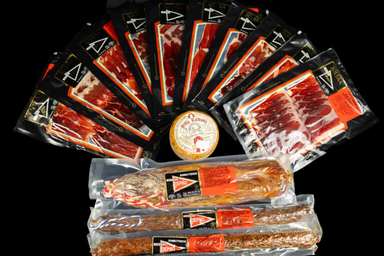 Lote "Voy con todo": jamón, cabecero de lomo, chorizo, salchichón y queso